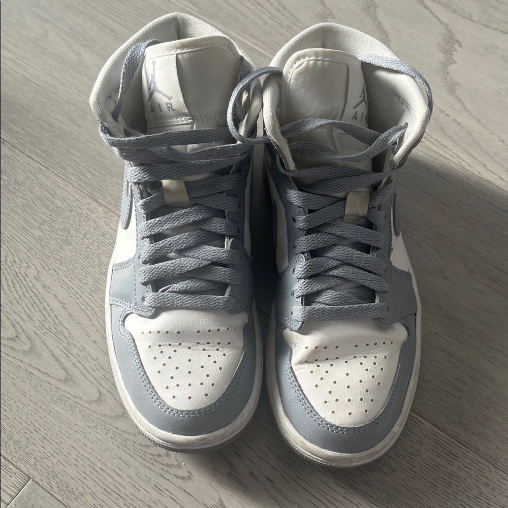 Nike Air Jordan 1 Mid White Diffused Blue